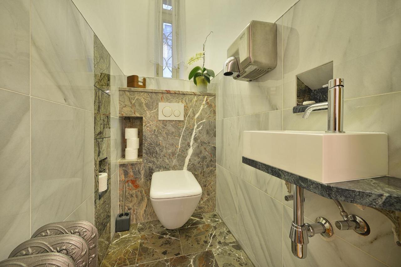 Apartman Dalia Janackovo Nabrezi 프라하 외부 사진