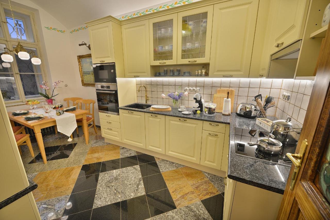 Apartman Dalia Janackovo Nabrezi 프라하 외부 사진