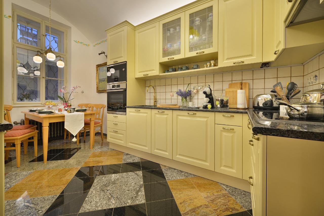Apartman Dalia Janackovo Nabrezi 프라하 외부 사진